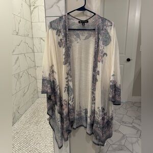 INC ivory buttery soft kimono